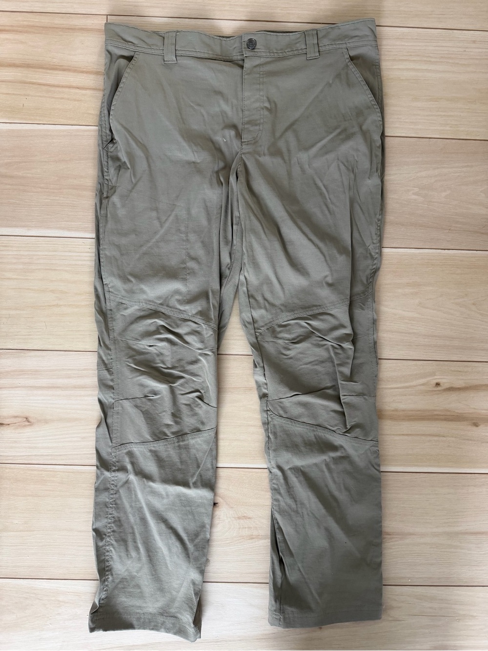 MENS Columbia Taupe Stretch Pants